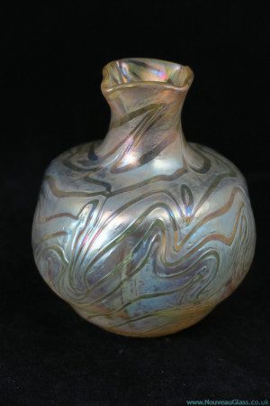 Fritz Heckert 'Changeant' vase