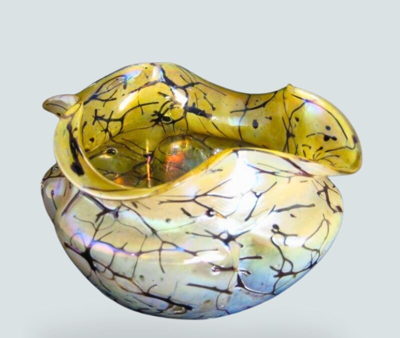 How to identify Kralik glass – patterns, colours and hallmarks